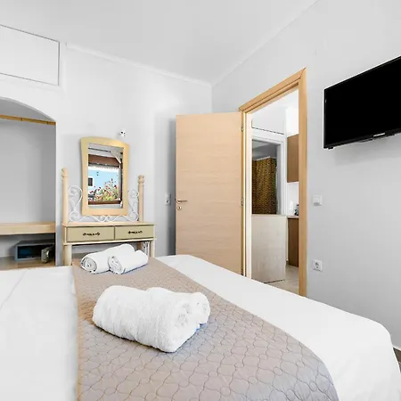 Semipuella Áyios Nikítas