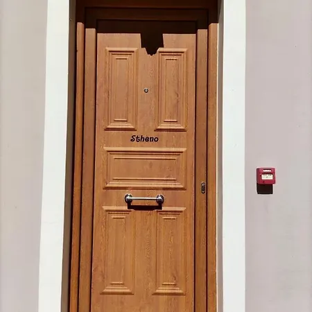Semipuella *